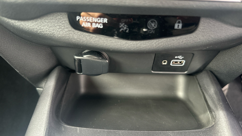 Nissan Juke 1.0 DiG-T 114 Acenta 5dr Petrol Hatchback